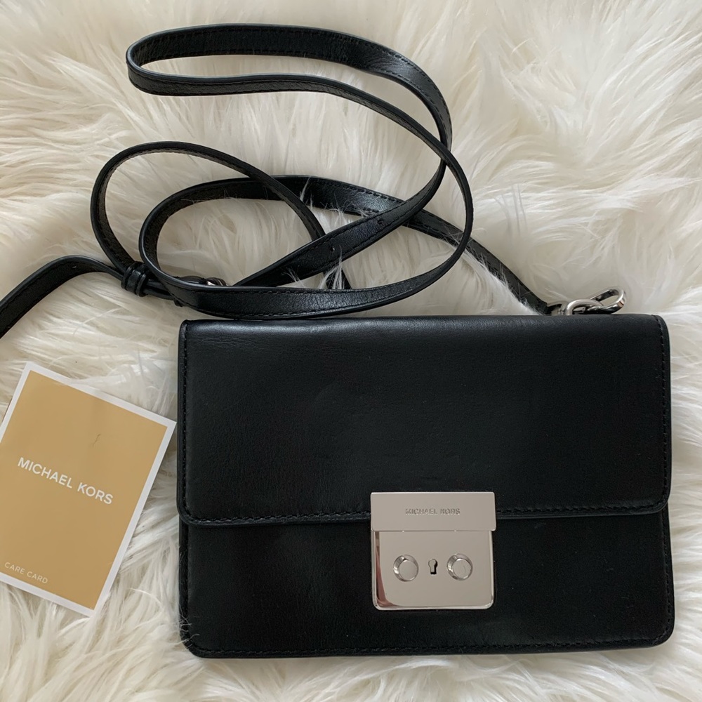 MICHAEL KORS Black & Silver Envelope Clutch
